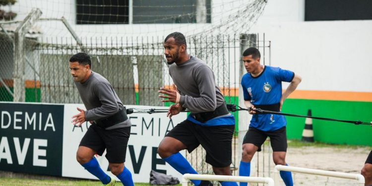 Camboriú estreia nesta quarta-feira pela série B do catarinense