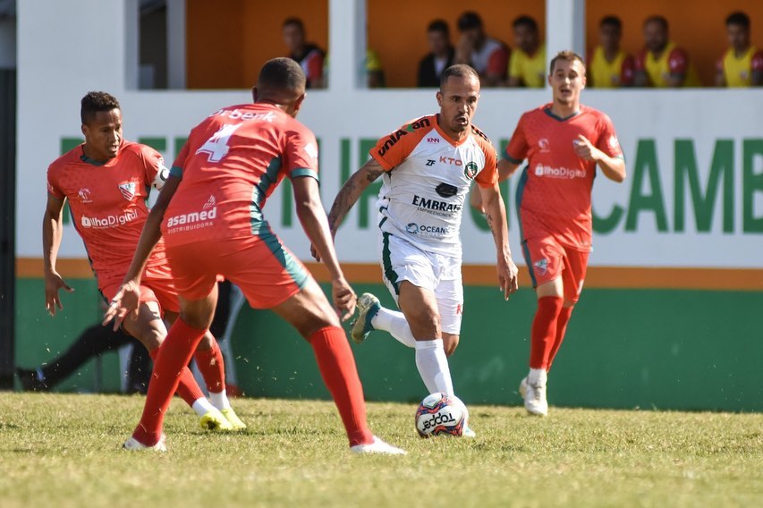 Camboriú vence em casa e mantém a liderança. Barra empata e vem logo atrás na vice-liderança