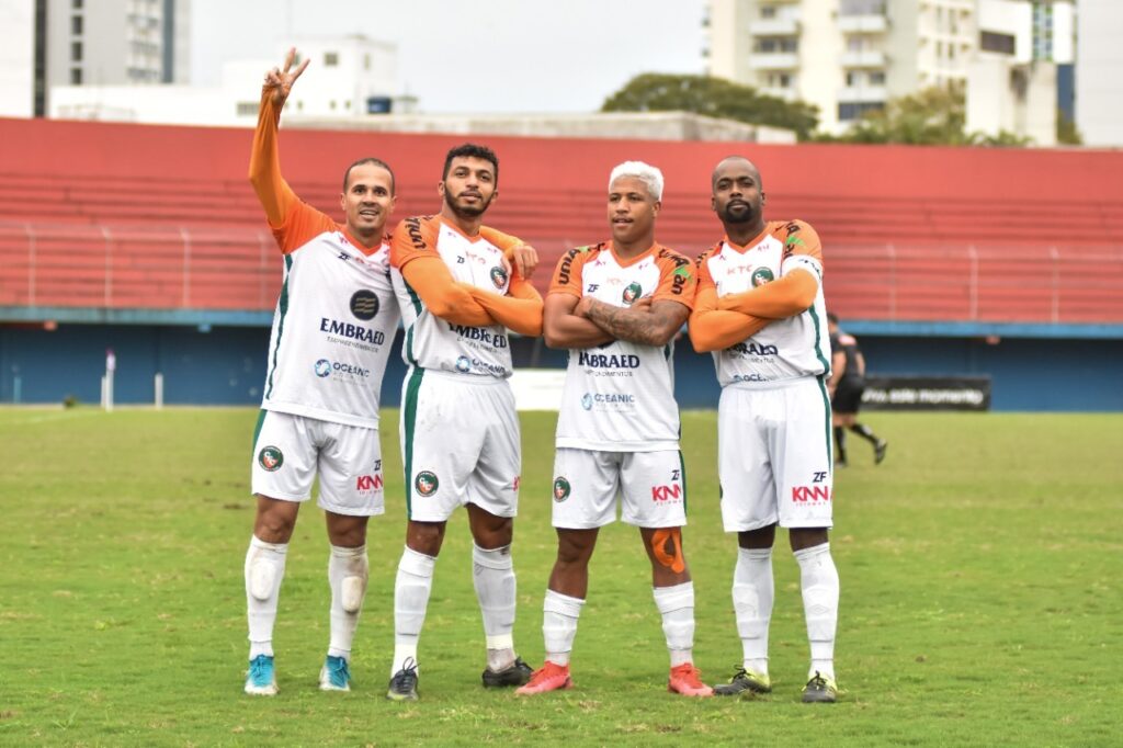 Um empate neste domingo contra o Barra e o Camboriú FC é o campeão da Série B do Catarinense