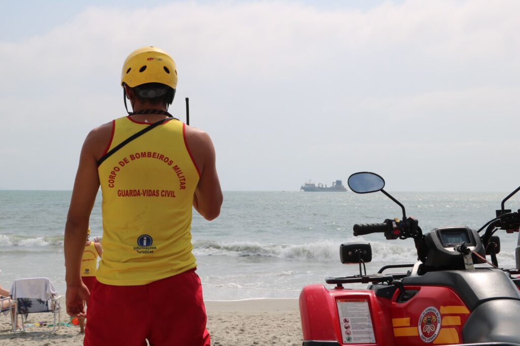 Liberado ao público o trecho sul da Praia Central que teve o alargamento da faixa de areia