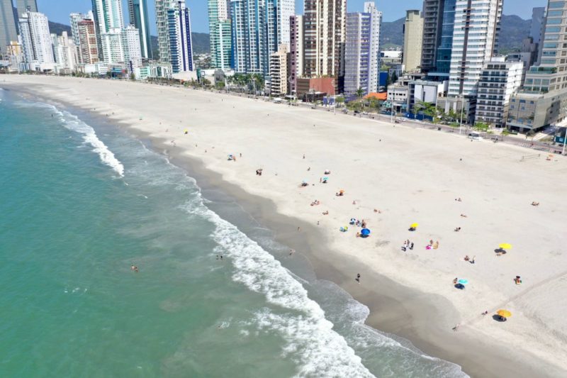 Feriadão será ponto facultativo em Balneário Camboriú