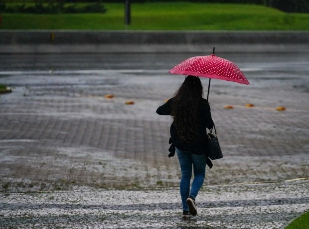 SC tem previsão de chuva para o domingo e termômetros podem variar em até 19°C