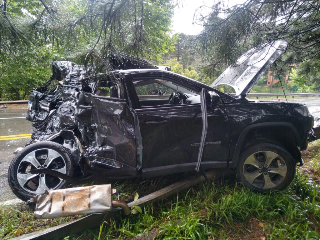 Família de Balneário Camboriú morre em acidente na Serra Dona Francisca