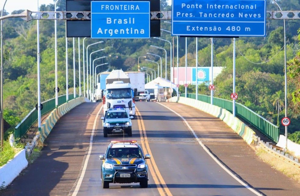 Autorizada entrada de turistas estrangeiros via fronteiras terrestres. Liberação é válida a partir deste sábado,11