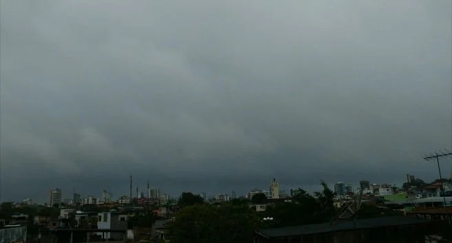 Defesa Civil alerta para temporais e chuva intensa em Santa Catarina