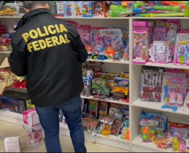 Empresa de Itajaí é investigada pela PF na Operação Fake Toys