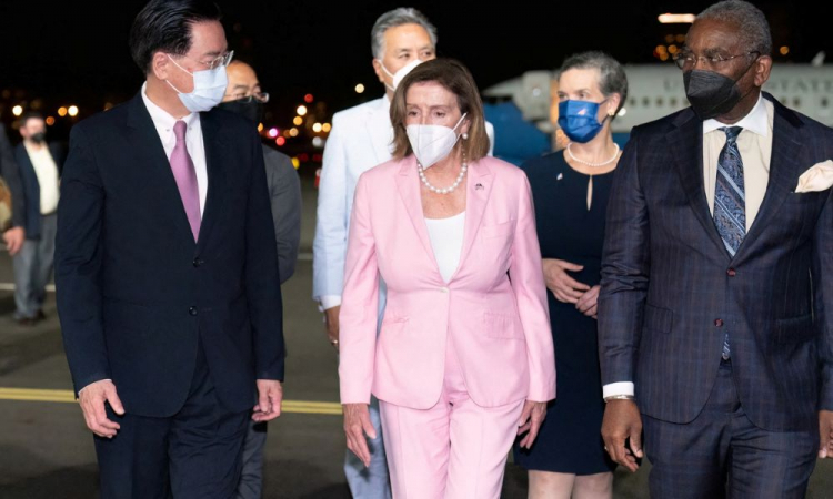 China convoca embaixador dos EUA sobre visita de Pelosi a Taiwan