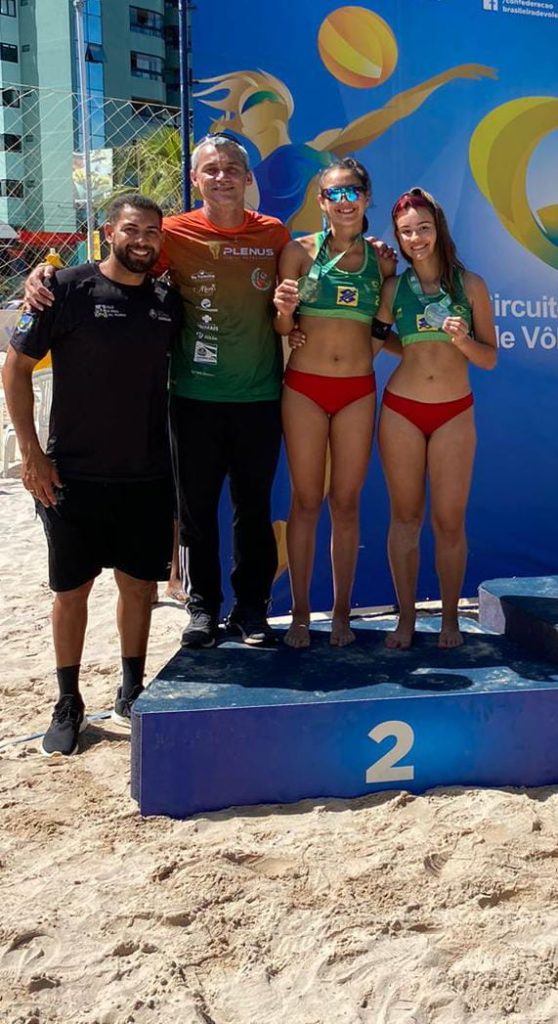 Beatriz Cruz conquista título inédito do Circuito Brasileiro de Vôlei de Praia Sub-19