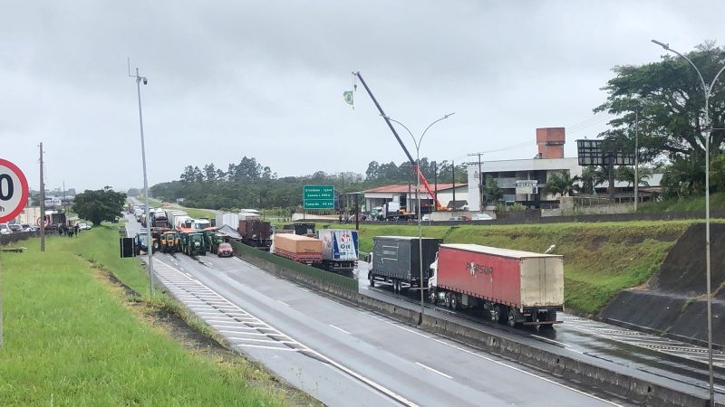 Ordem judicial garante ao Estado direito de multar manifestantes e reintegrar posse nas áreas de bloqueio