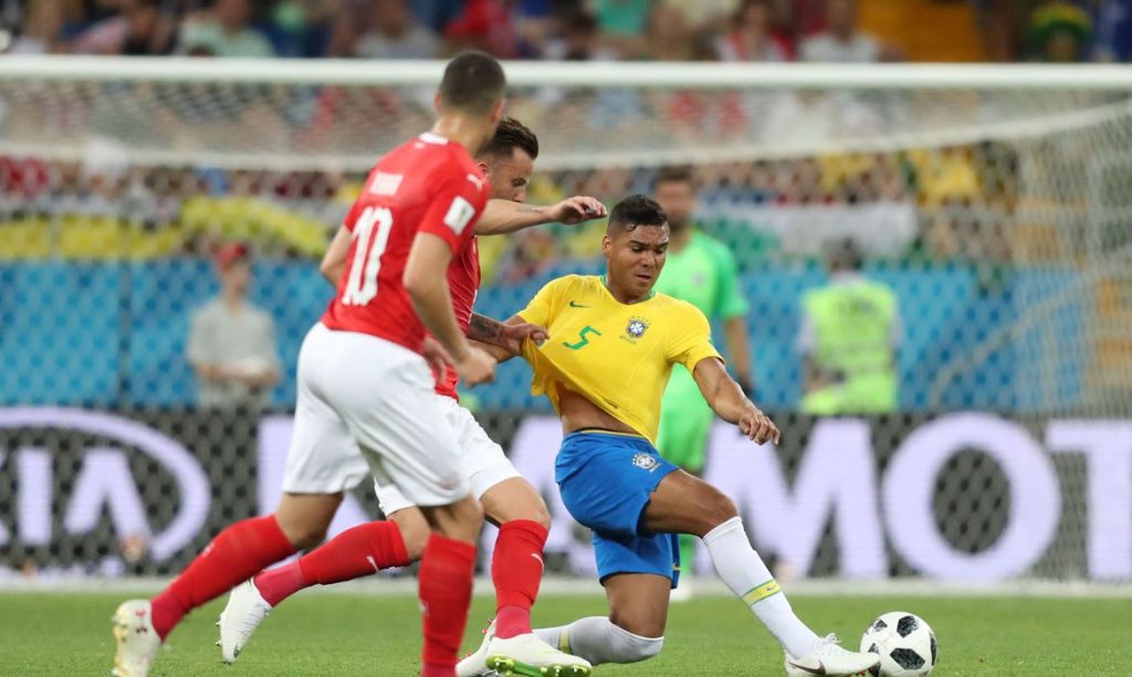 Brasil tenta vencer a Suíça pela primeira vez em uma Copa do Mundo