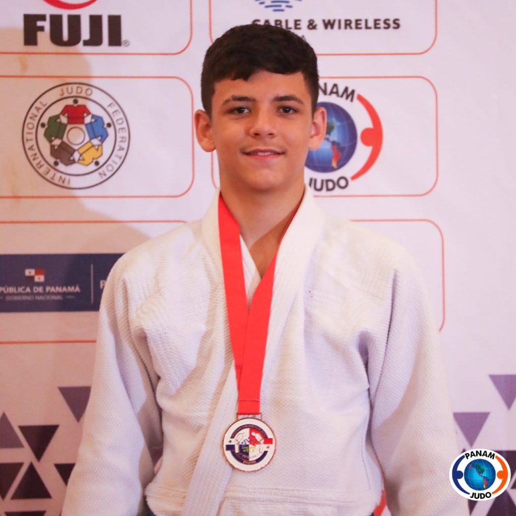 Atleta de Camboriú conquista bronze no Campeonato Pan-Americano de Judô