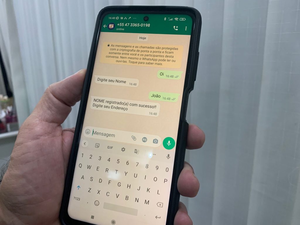 Atingidos pelas cheias podem fazer cadastro pelo whats em Camboriú