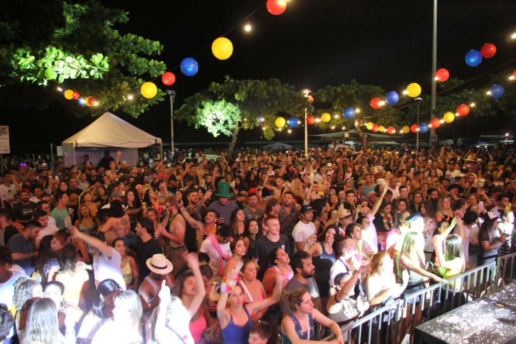 Vai ter Carnaval em BC. Mesmo sem shows nacionais programados município vai arcar com as despesas