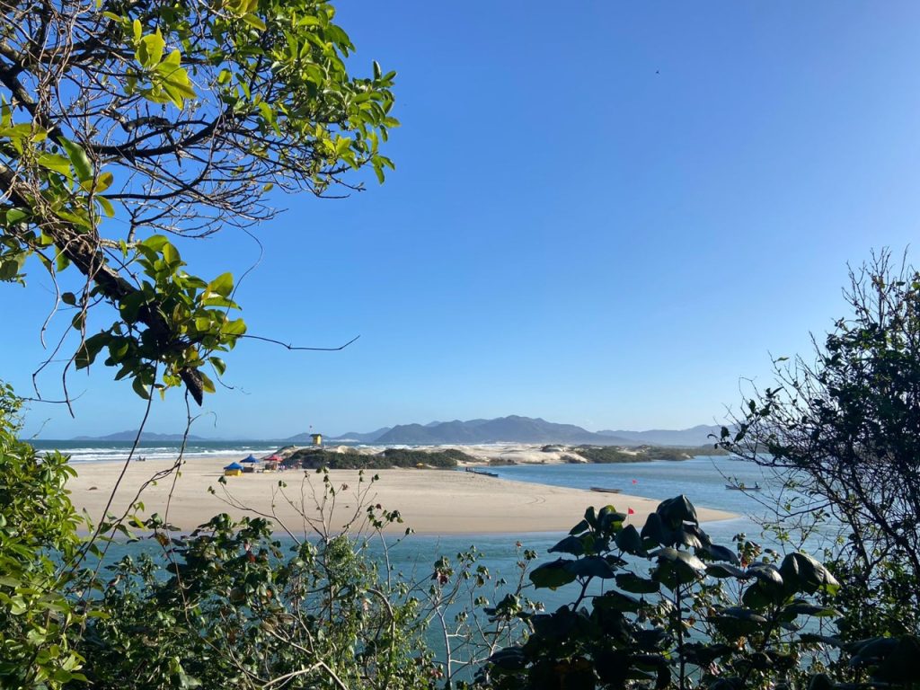 Novo relatório de balneabilidade traz 123 pontos próprios para banho no Litoral catarinense