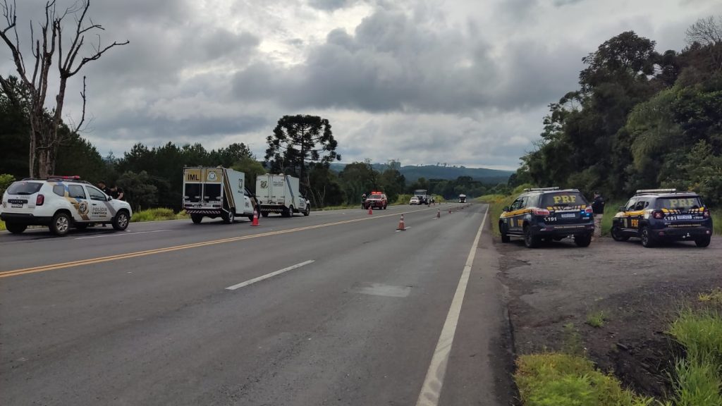 Acidente na BR 277 com ônibus partindo de Florianópolis deixa pelo menos 7 óbitos