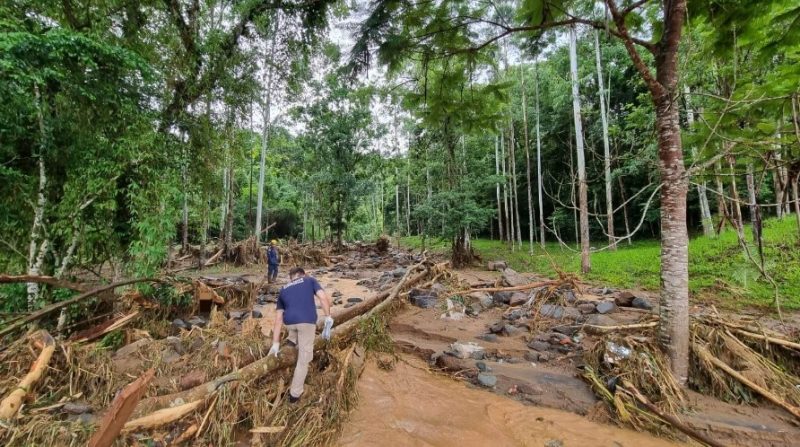 Bebê de um ano de idade é a terceira vítima do deslizamento em Rodeio