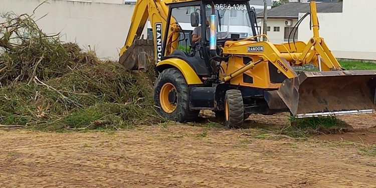 379 proprietários para limpar os terrenos em 2022 são notificados pela FUCAM