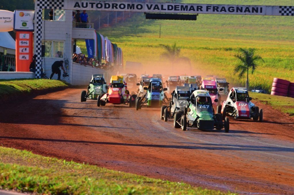 Balneário Camboriú recebe evento inédito de Velocidade na Terra