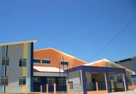 Florianópolis vai abrir escolas nos finais de semana para ofertar merenda escolar às famílias carentes