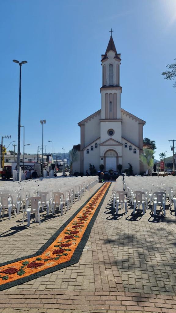 Tapetes embelezarão Camboriú para a procissão de Corpus Christi