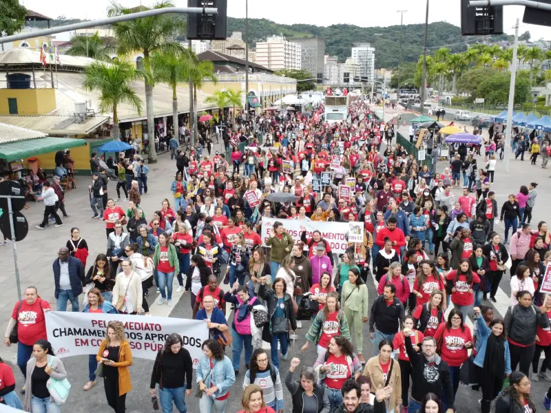 Sindicato mantém greve ilegal em Florianópolis nesta segunda-feira