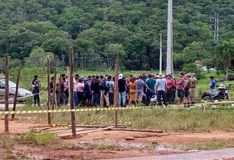 Terreno é invadido em Camboriú