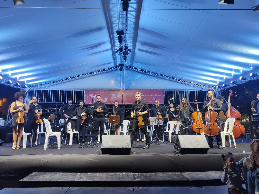 Banda Filarmônica e grupos do Conservatório apresentam-se no Palco da Praça da Matriz