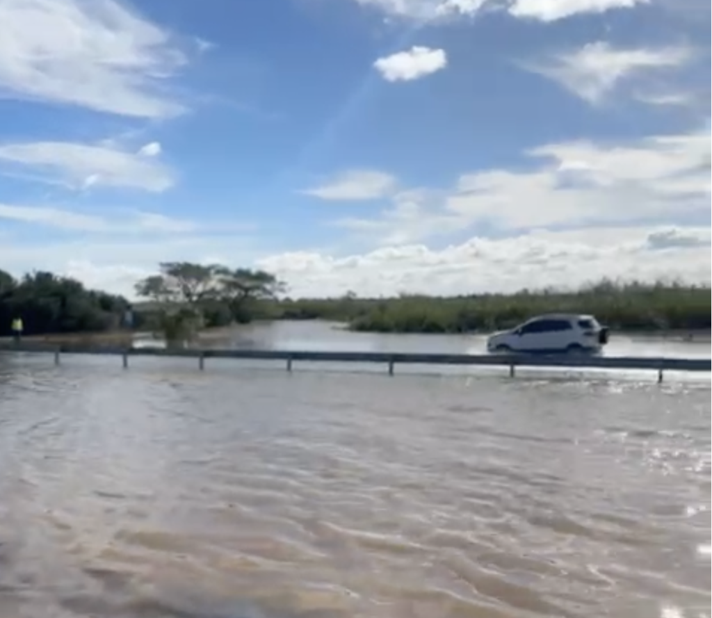 Bloqueio da rota precária entre Porto Alegre e Eldorado do Sul (ambos os sentidos)