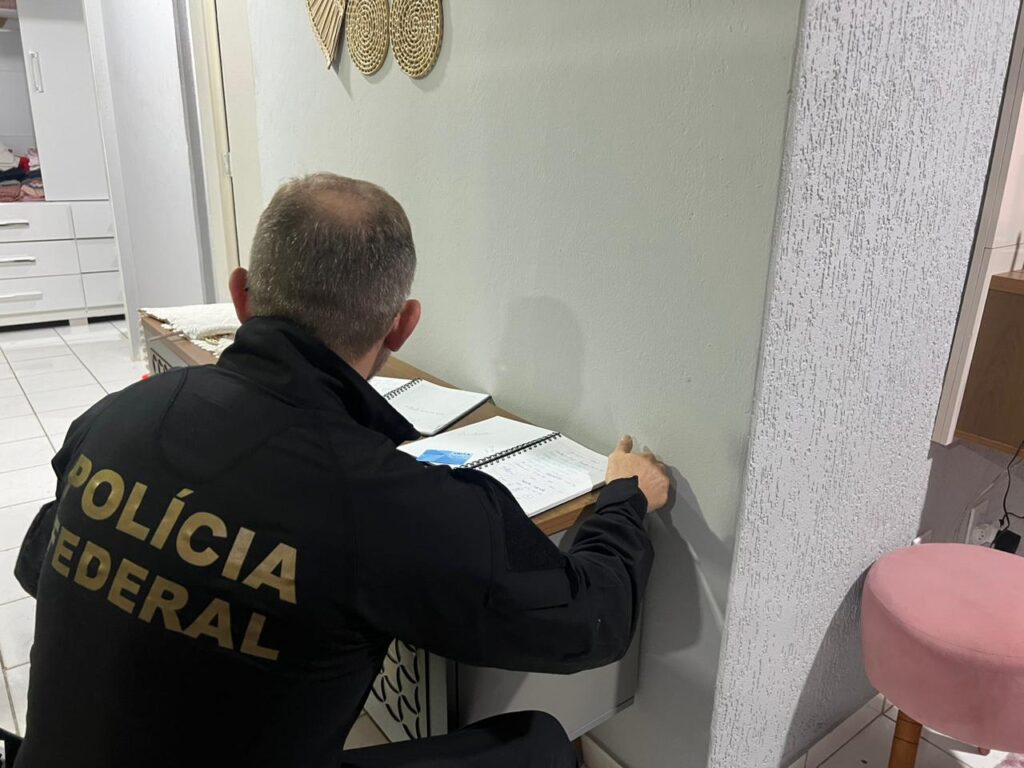 Polícia Federal combate crime de estelionato contra clientes da CEF