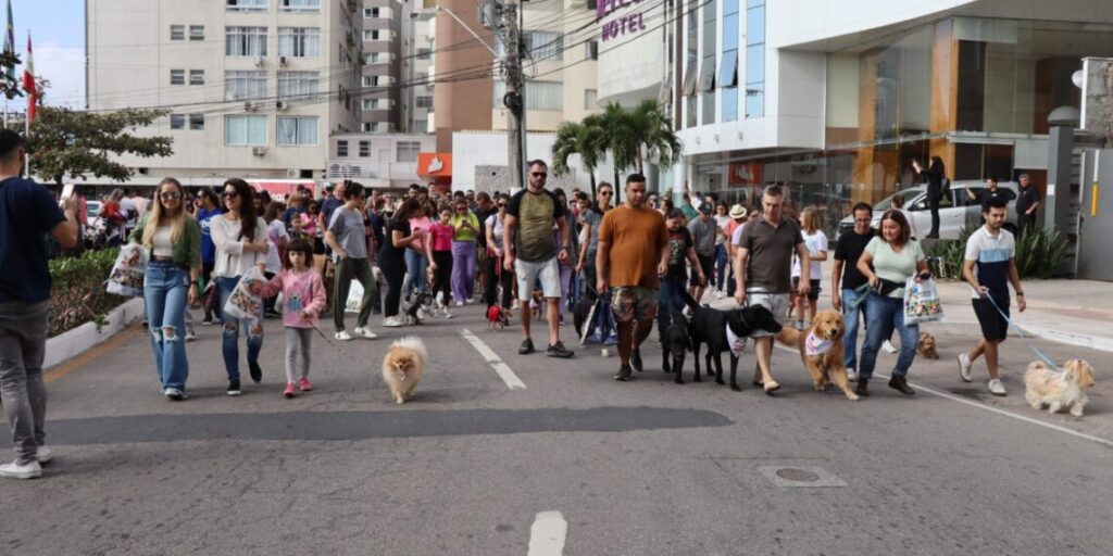 Cãominhada será neste domingo em Balneário Camboriú