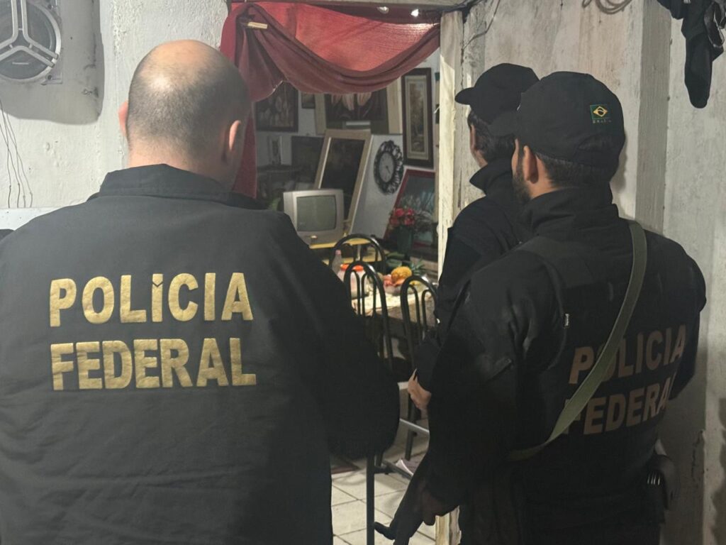 PF prende homem com material relacionado a abuso sexual infantojuvenil