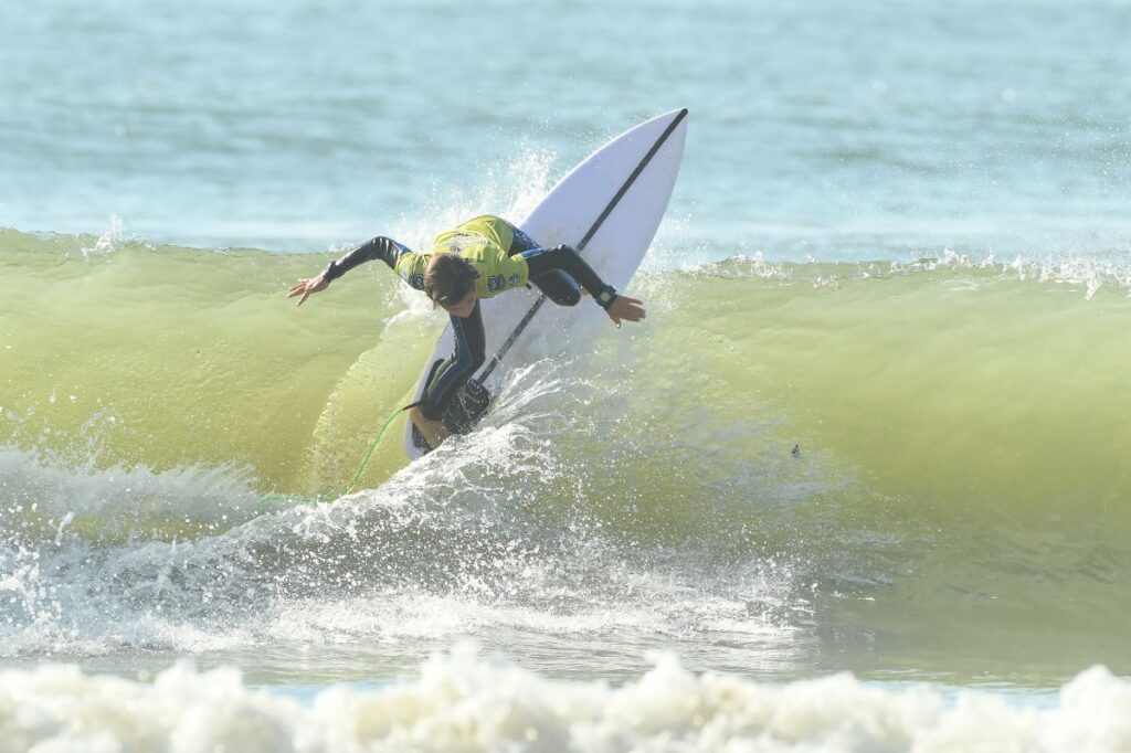 Surf Talentos Oceano 2024 acontece neste final de semana, em Balneário Camboriú