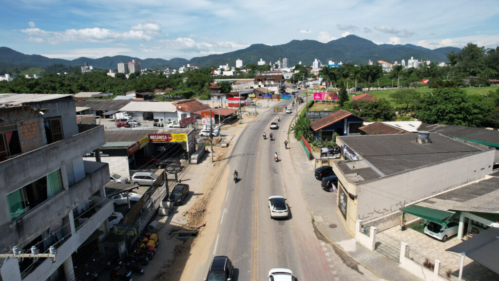 Prefeitura de Camboriú envia notificação de rescisão de contrato de prestação de serviços das obras da Avenida Santa Catarina