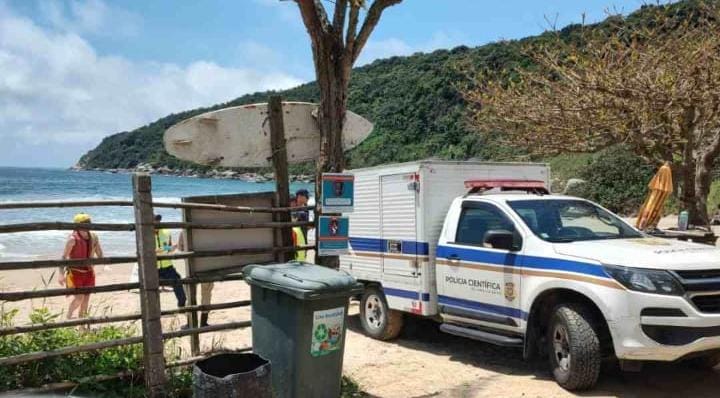 Corpo do menino desparecido depois de cair no mar em Bombinhas foi localizado